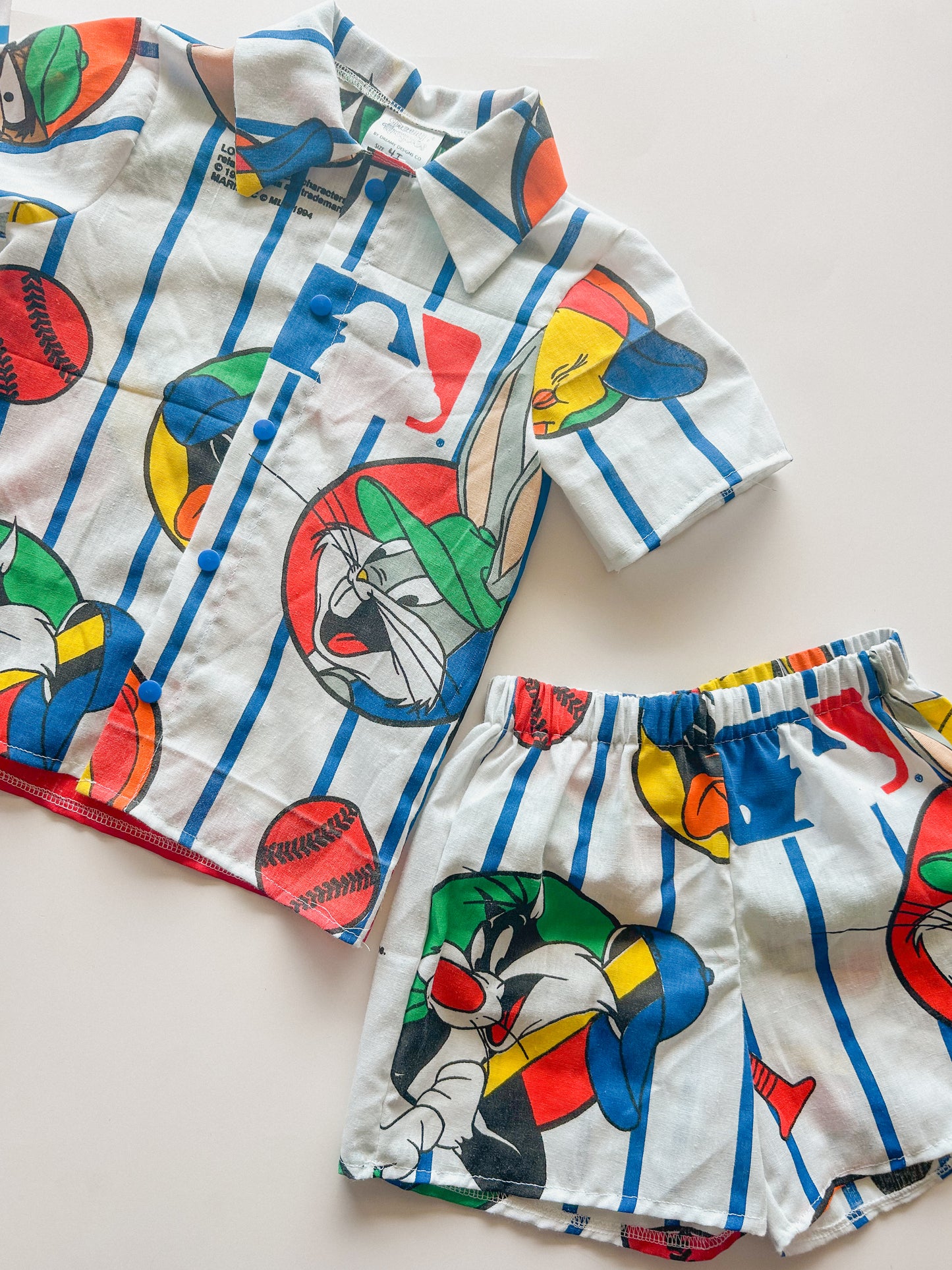 Looney MLB Button Tee & Short Set (4T)