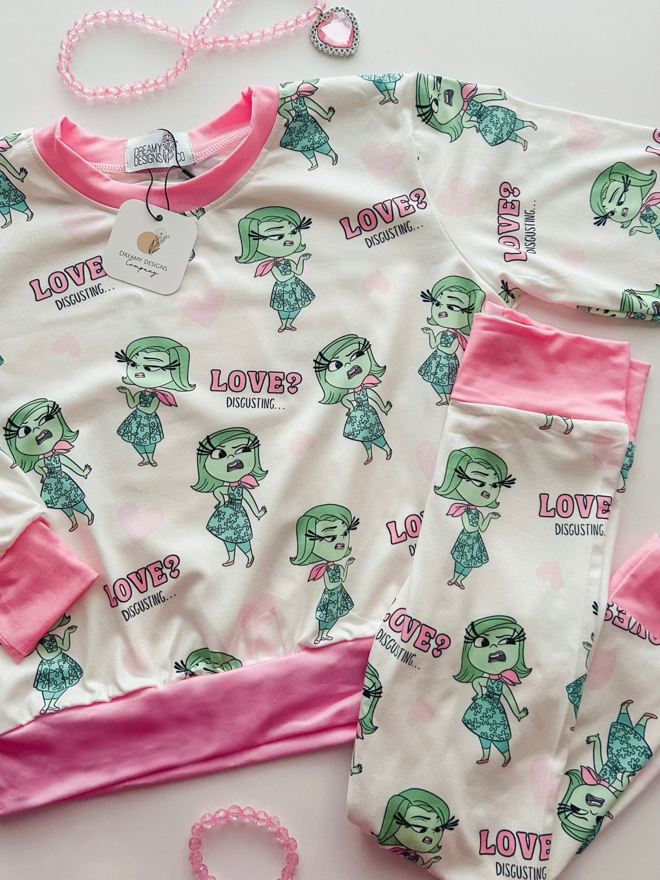 Love… Disgusting Set